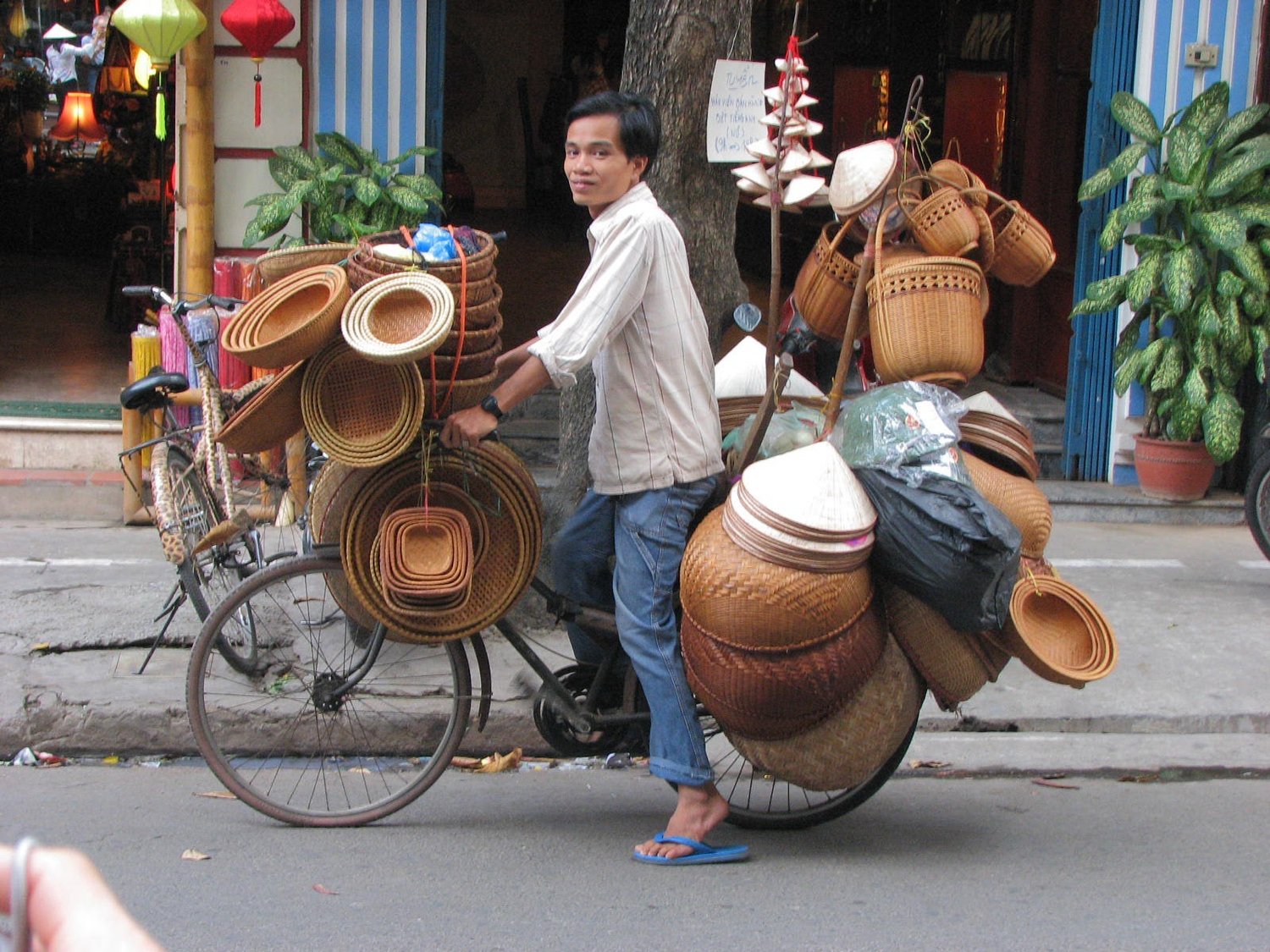 13 Days Luang Prabang Cycling To Hanoi